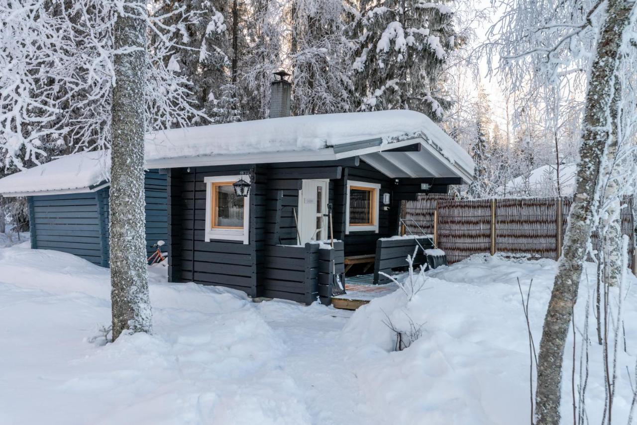 Laehderinne - 2 Bedroom Log Cabin, Private Beach, Wifi & Sauna Puolanka Luaran gambar